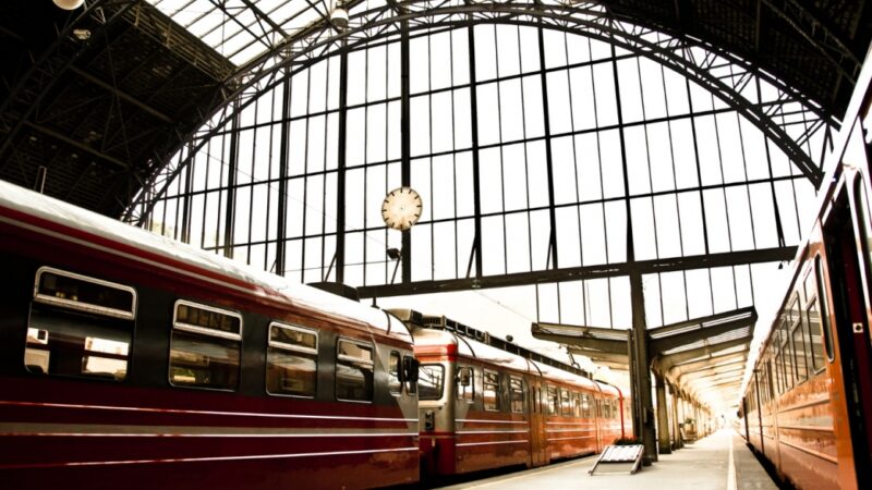 Plan modernizacji dworców kolejowych do 2030 roku przez PKP