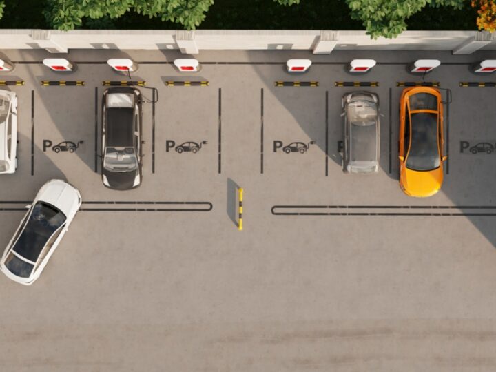 Problem niepoprawnie zaparkowanych samochodów na ulicy Mazurskiej w Piszu