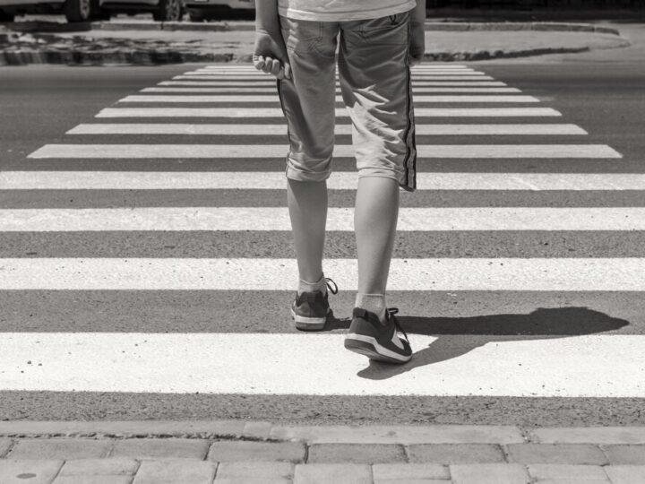 Bądź Widoczny na Drodze – Noś Odblaski!