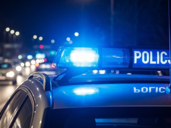 Płatności bezgotówkowe za mandaty w Policji – program przedłużony do 2028 roku