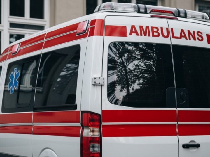 Jak reagować na zagrożenie atakiem z powietrza? Praktyczny przewodnik