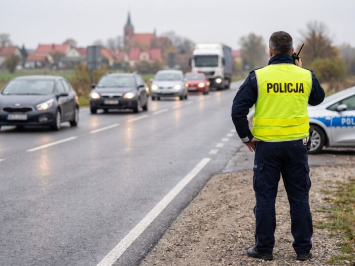 Weekendowa akcja policji: 6 kierowców straciło prawo jazdy za prędkość w Piszach